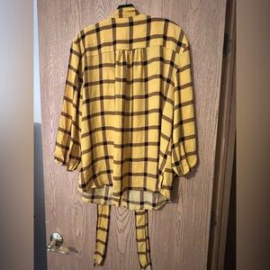 Chic Yellow Plaid Button Down Shirt
